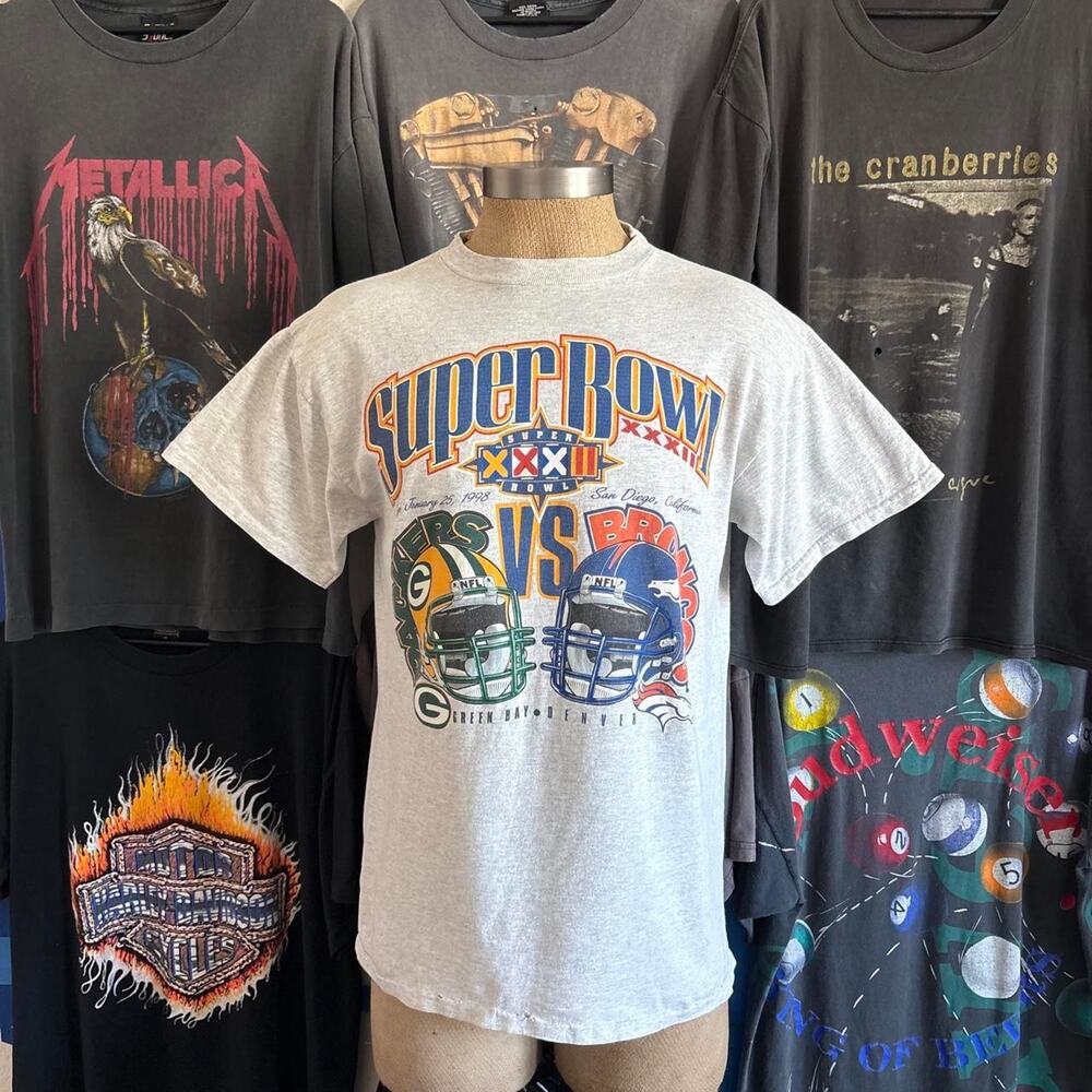 Vintage 1990s Packers VS Broncos T-shirt